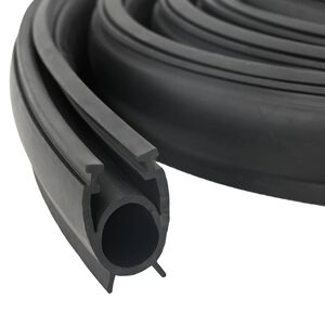 vidaXL Garageportt&auml;tning Svart 41 x 33 mm 2,5 m PVC