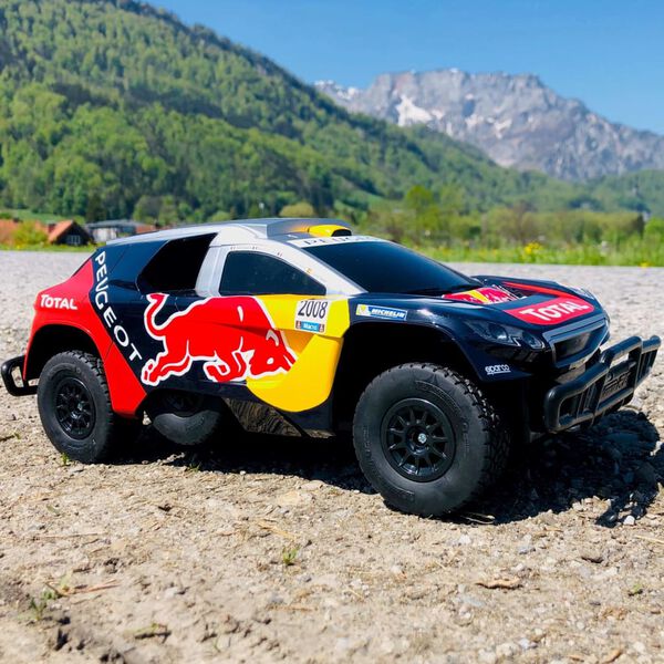 Carrera Radiostyrd racerbil Red Bull Peugeot 08 DKR 16 1:16