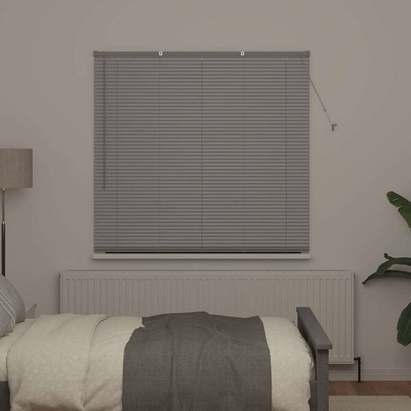 Visar produktbild 3 av 17