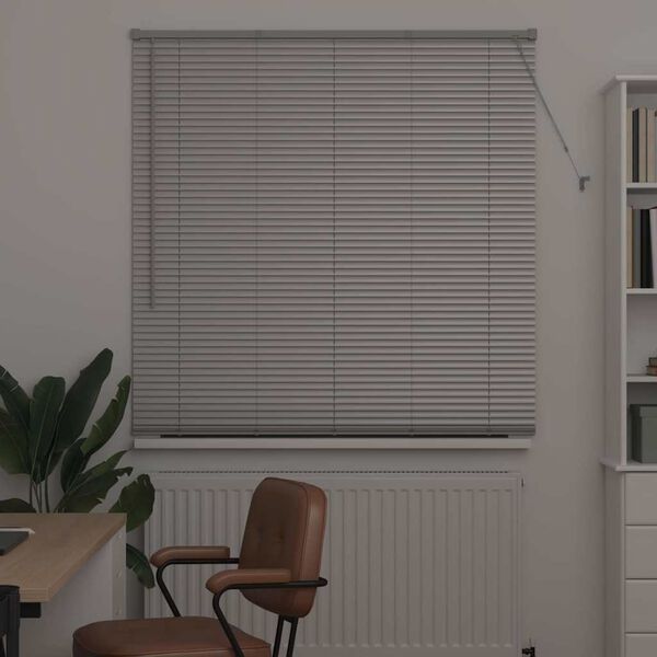 Visar produktbild 3 av 17