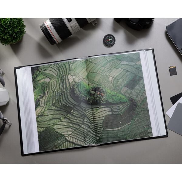 rillstab Demobok A4 80 fickor svart