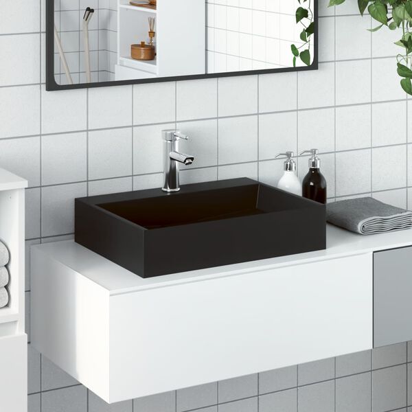 Visar produktbild 2 av 9