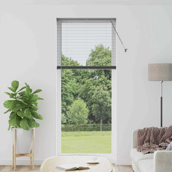 Visar produktbild 2 av 17