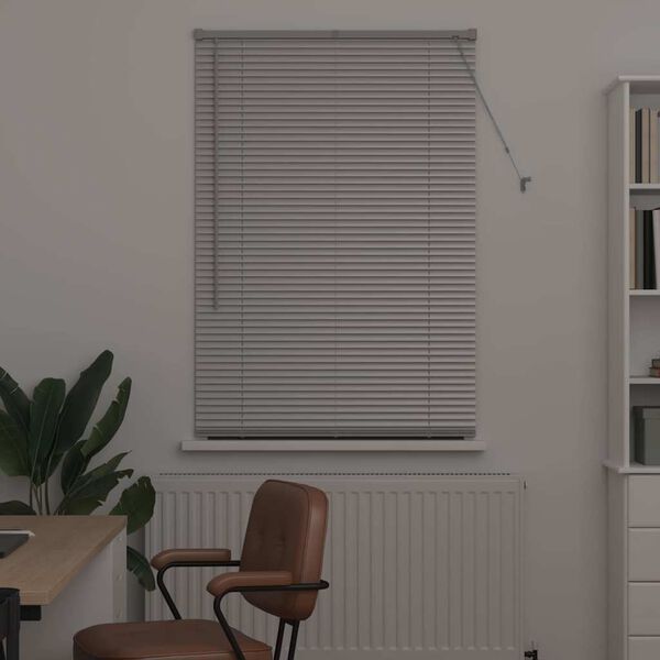 Visar produktbild 3 av 17
