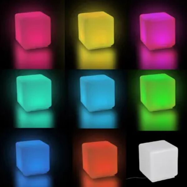 RGB lampa LED 2-pack i kubform 30 x 30 cm