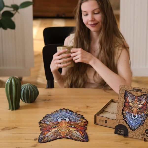 UNIDRAGON Pussel tr&auml; 700 bitar Fiery Fox royal size 41x60 cm