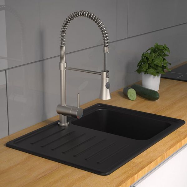 SCH&Uuml;TTE Blandare med utdragbar slang CORNWALL l&aring;gt tryck