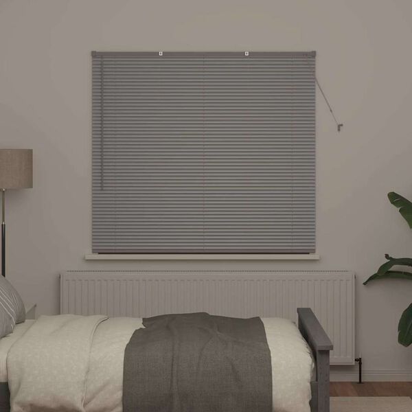Visar produktbild 3 av 17