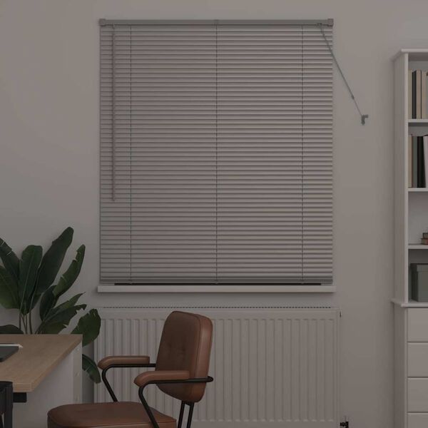 Visar produktbild 3 av 17