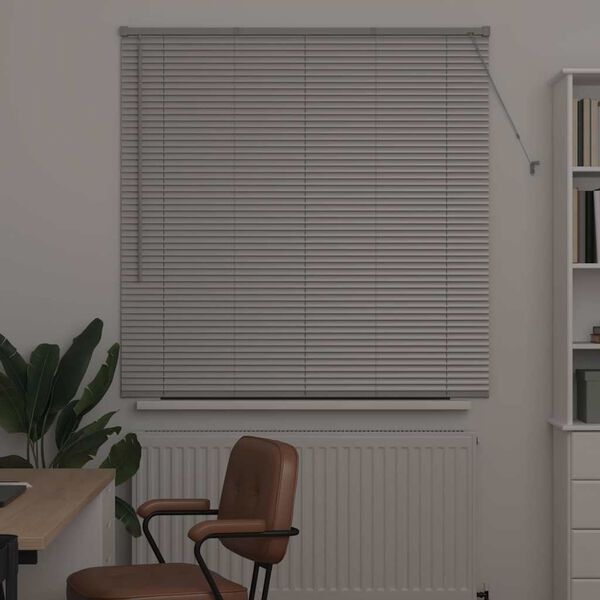 Visar produktbild 3 av 17