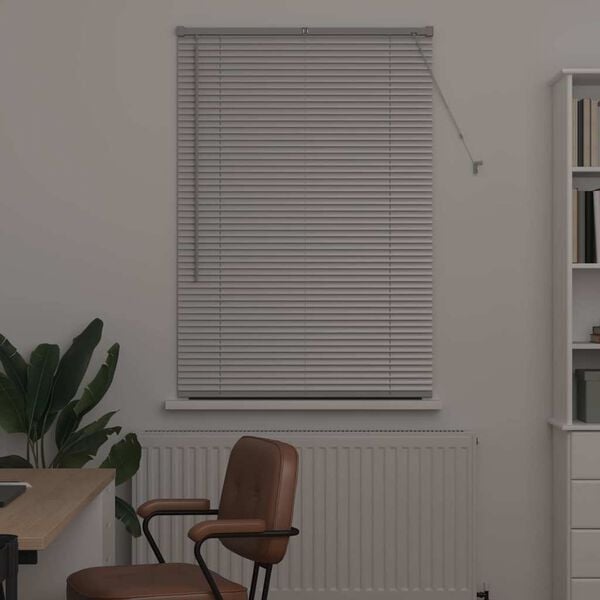 Visar produktbild 3 av 17