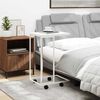 vidaXL Sidobord med hjul vit 40x30x63,5 cm konstruerat tr&auml;