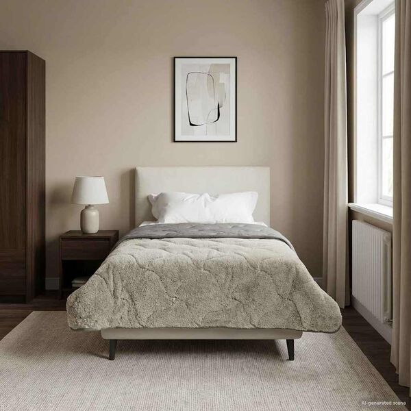 Visar produktbild 2 av 10