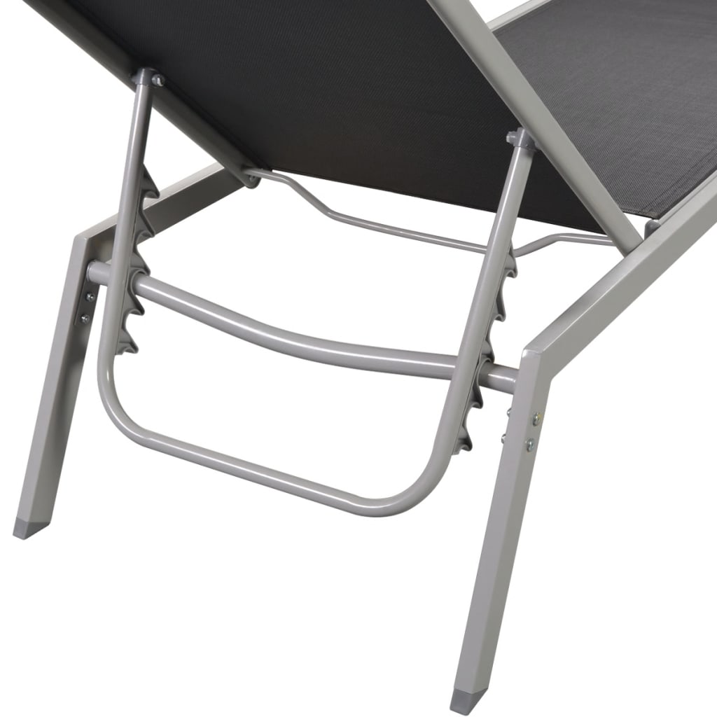 vidaXL Solsängar 2 st med bord stål och textilene svart