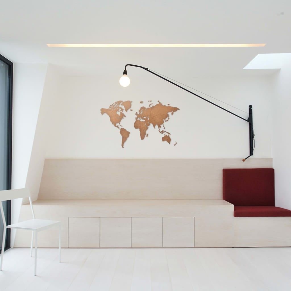 MiMi Innovations Väggdekoration världskarta trä Luxury brun 90x54 cm