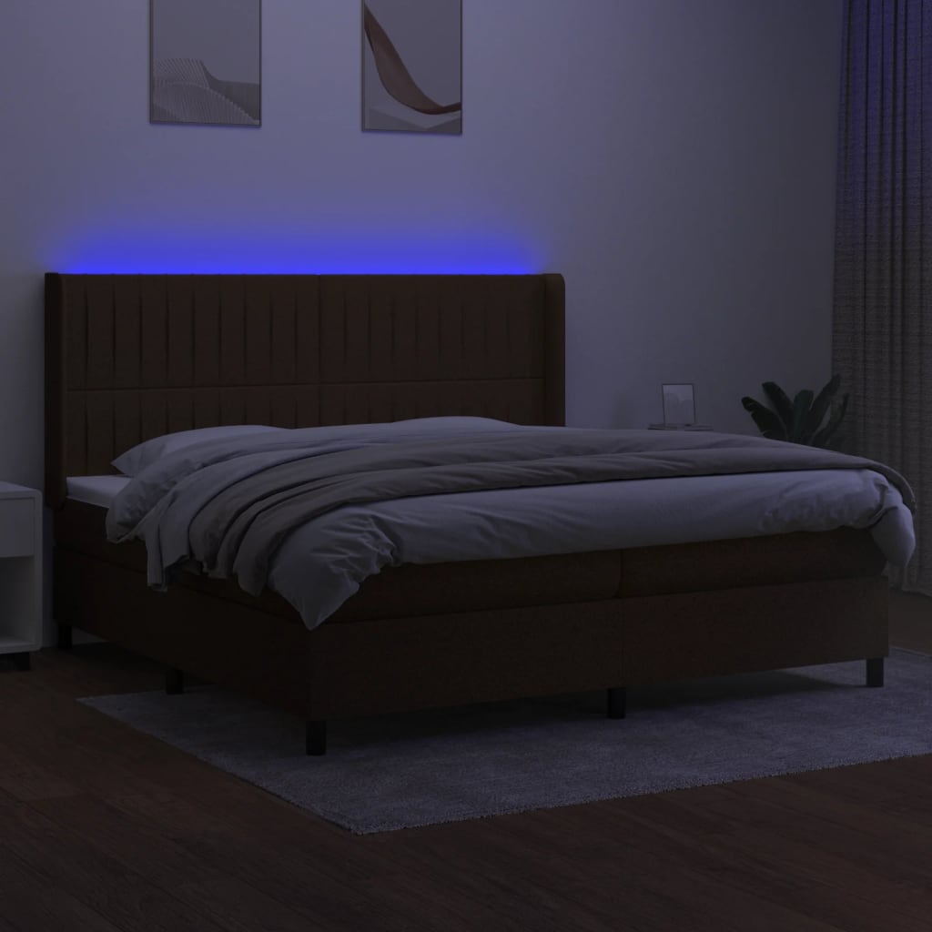vidaXL Ramsäng med madrass & LED mörkbrun 200x200 cm tyg
